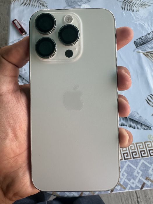 iPhone 15 pro oq