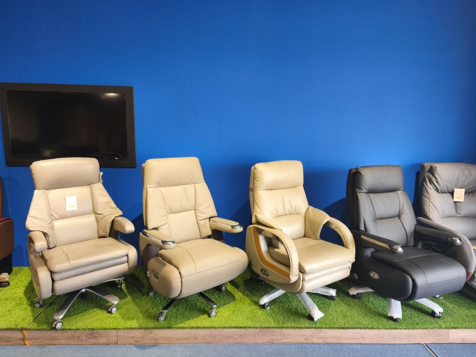 Electronnic kreslo Premium klass кресло для руководителя премиум класс
