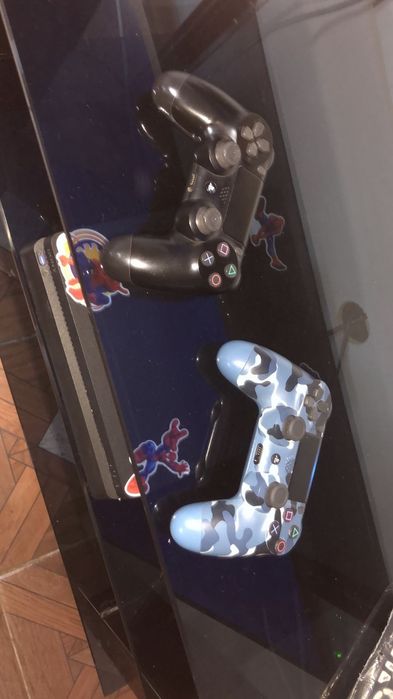 Sony Playstation 4 Slim