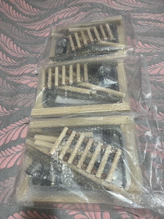 Стенд для попугая, присада