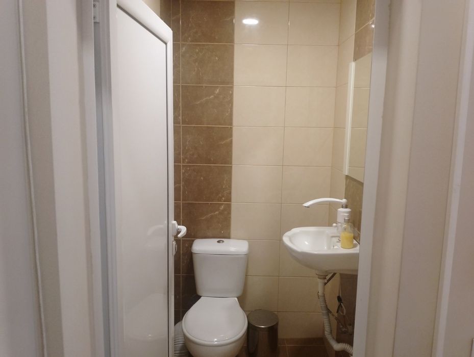 Дава се под наем Офис в Благоевград, Идеален център - 19 кв.м за 178.5 € - Снимка #6