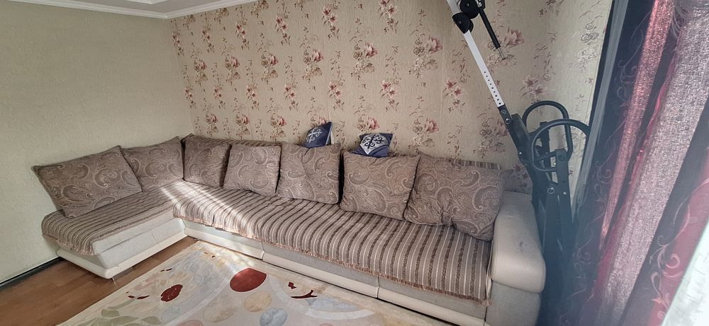 Продам угловой диван