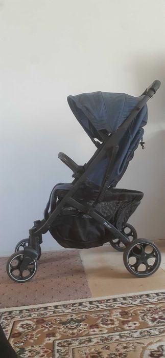 Продам детскую коляску