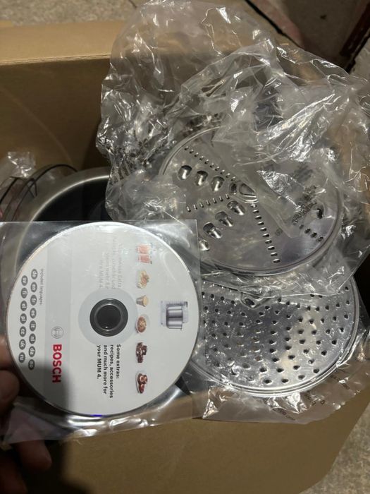 Продаю кухонный комбайн BOSCH