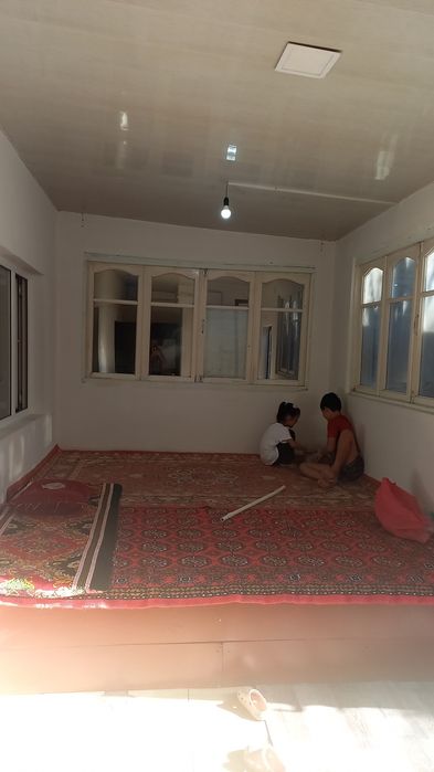 Сергели дом  3 сотки 4 комнаты