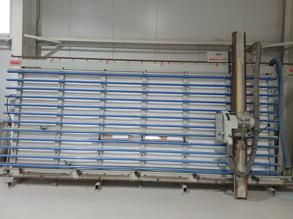 Вертикална трионна машина GMC KGS 400E