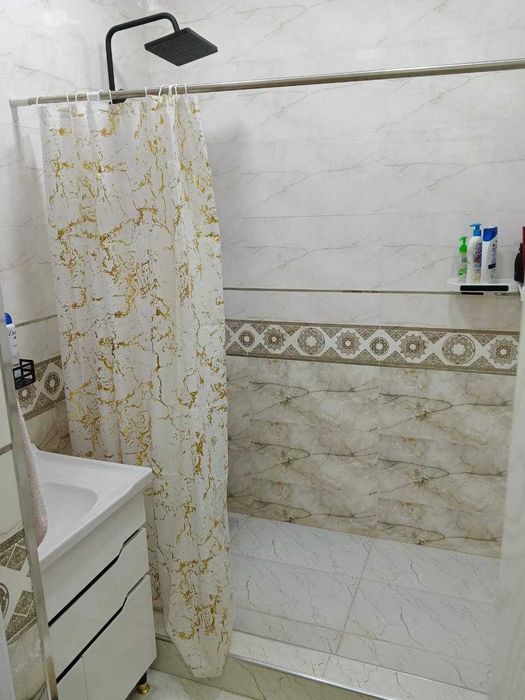 Сдается (ижарага) 2х ком кв Люкс на 2 этаже ор.Юксалиш супер маркет