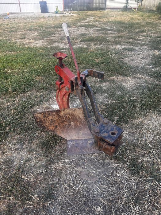 Vand plug motocultor