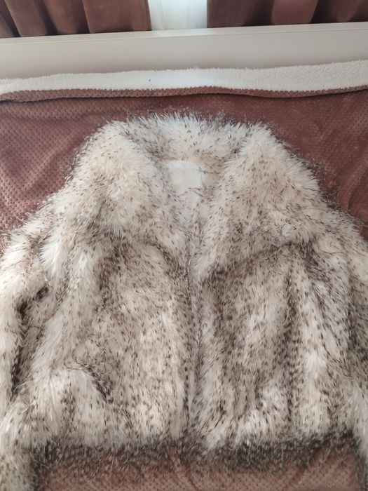 Дамско палтенце за пролетта с косъм