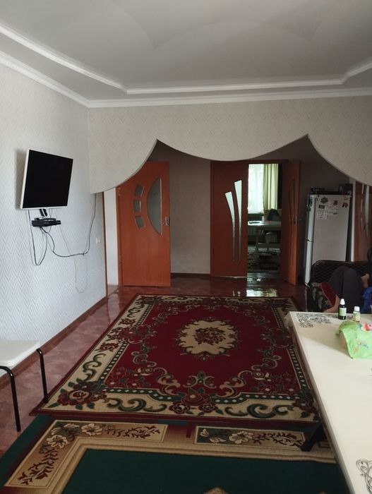 Продается большой дом со всеми удобствами