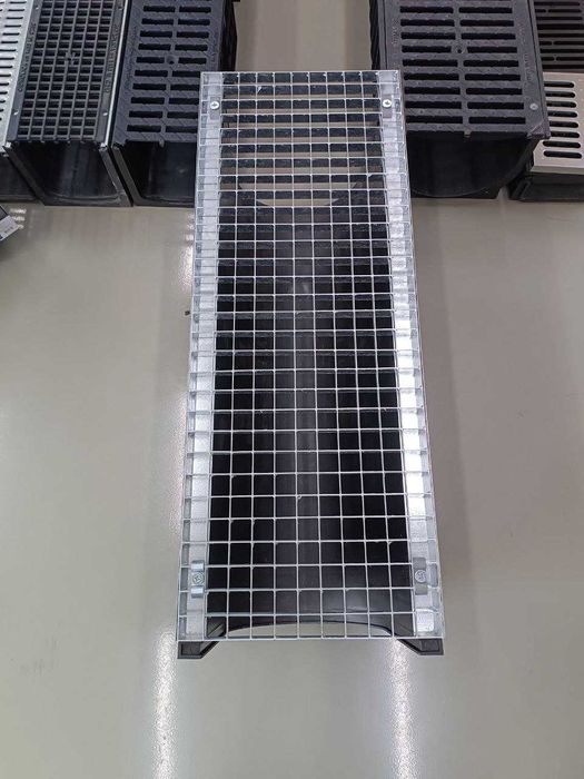 Лоток водоотводный + решетка Gidrolica DN300