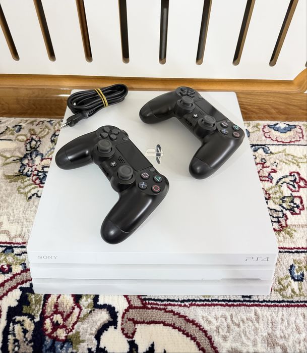 PlayStation 4 Pro 4K 1TB 3-ревизия