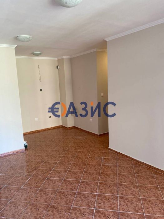 Продава се Двустаен апартамент в к.к. Слънчев бряг - 58 кв.м за 1056 €/кв.м - Снимка #4