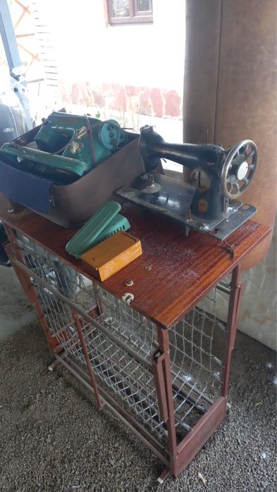 Машинка швейная Тула и ПМЗ