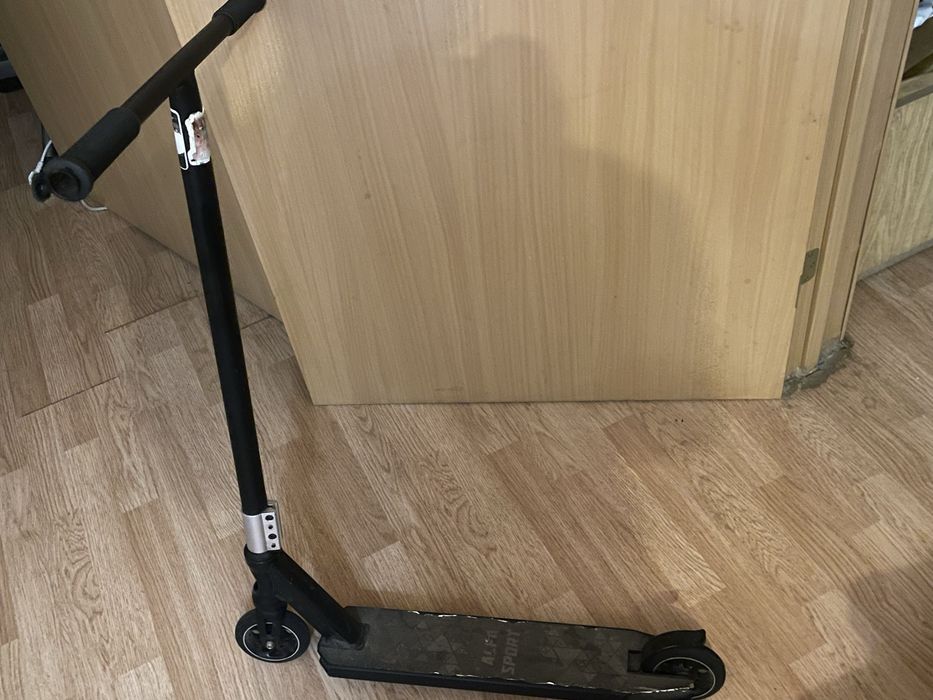 Самокат трюковой