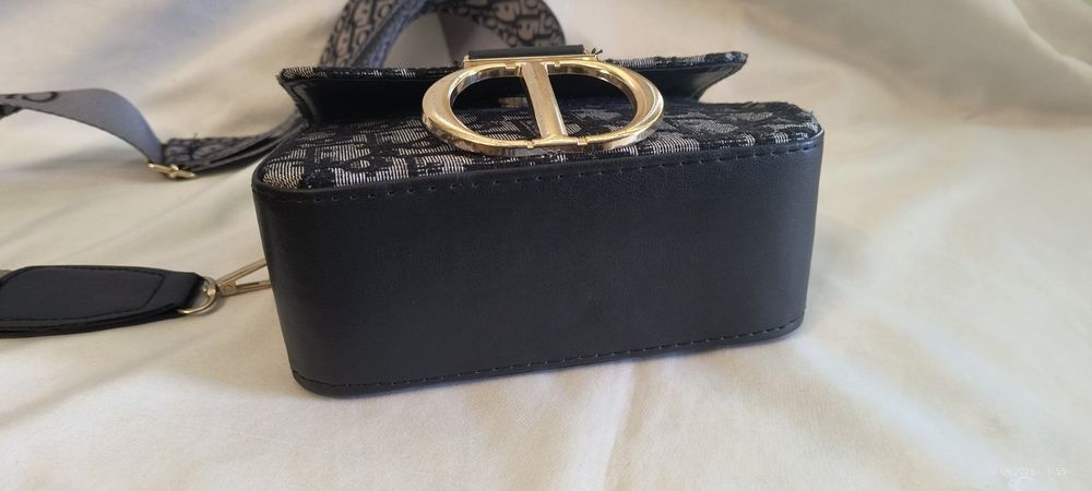 Дамска чанта в стил Dior 30 Montaigne