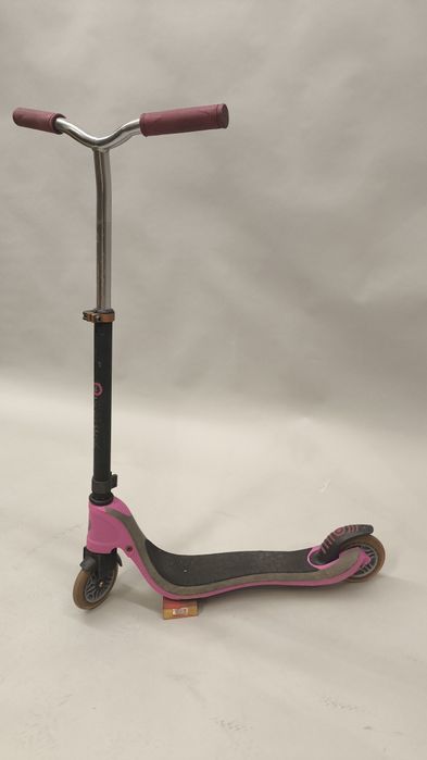 Самокат Globber Flow 125 lights.