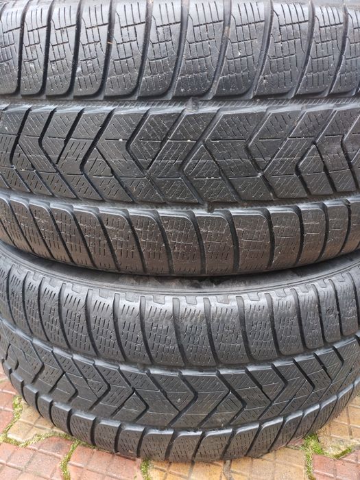 305 40 20,și 275 45 20,set 4buc Pirelli Scorpion,5mm