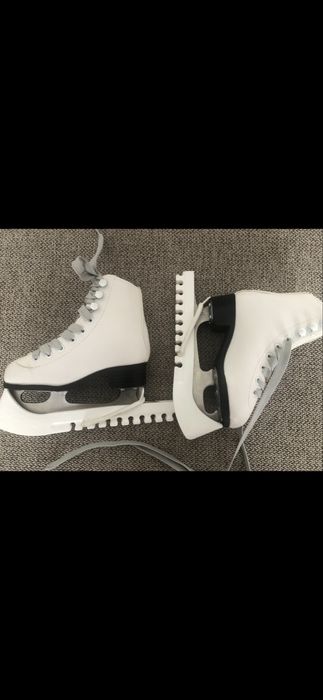 Коньки новые 27 размер