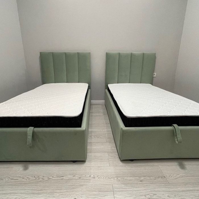 Детская мягкая кровать с подъёмным механизмом