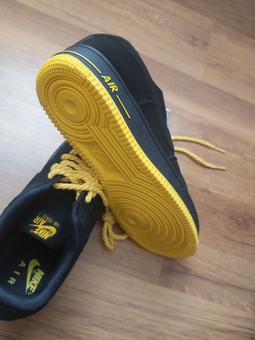 Здравейте продавам чисто нови маратонки нике аир форже номер 41