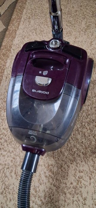 Пылесос Polaris.