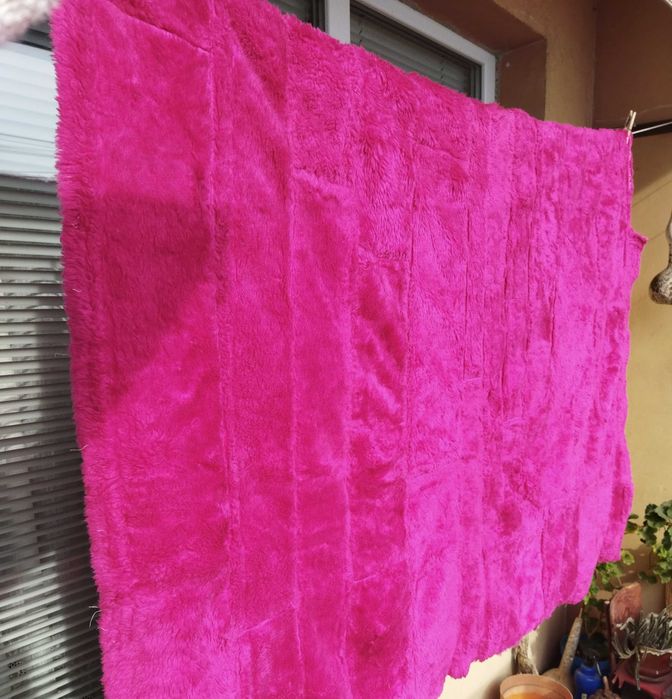 Килим ръчнотъкан плат за палта и 2 парчета бархет