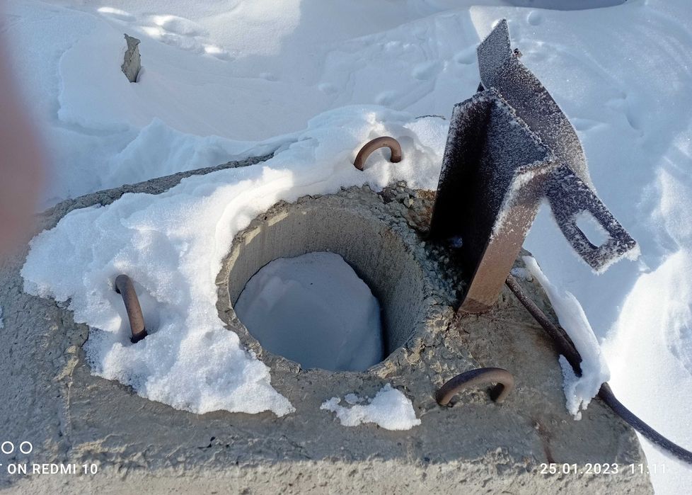 ЖБИ (блоки, основания) б/у