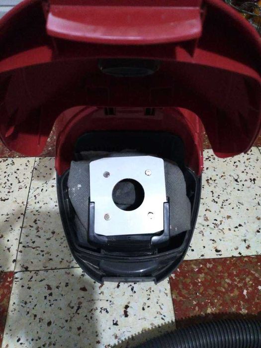 Прахосмукачка -Daewoo