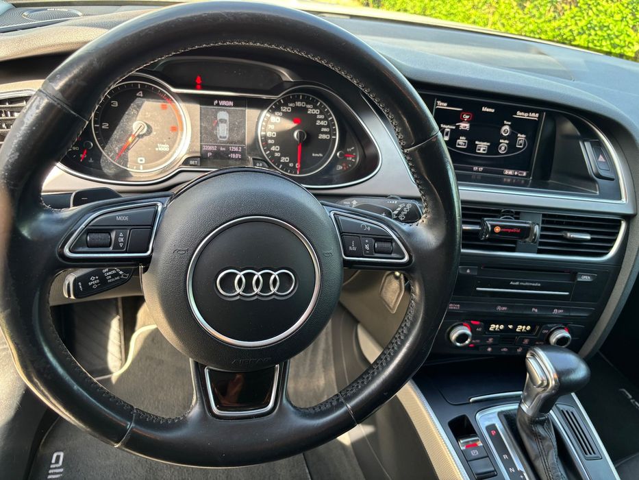 Audi A4 Allroad Audi A4 Allroad 2.0 TDI 2016 190 CP (clean deasel)