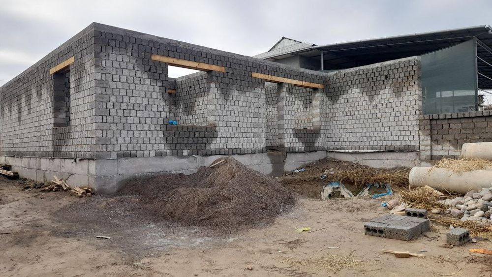 Uy sotiladi karobka holatda/10 sotih/5 sotihdan 2 ta