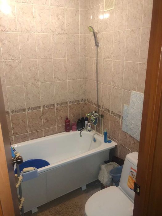 продается 3 ком квартира