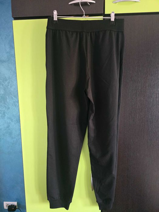 Pantaloni trening HUGO, original, preț fix