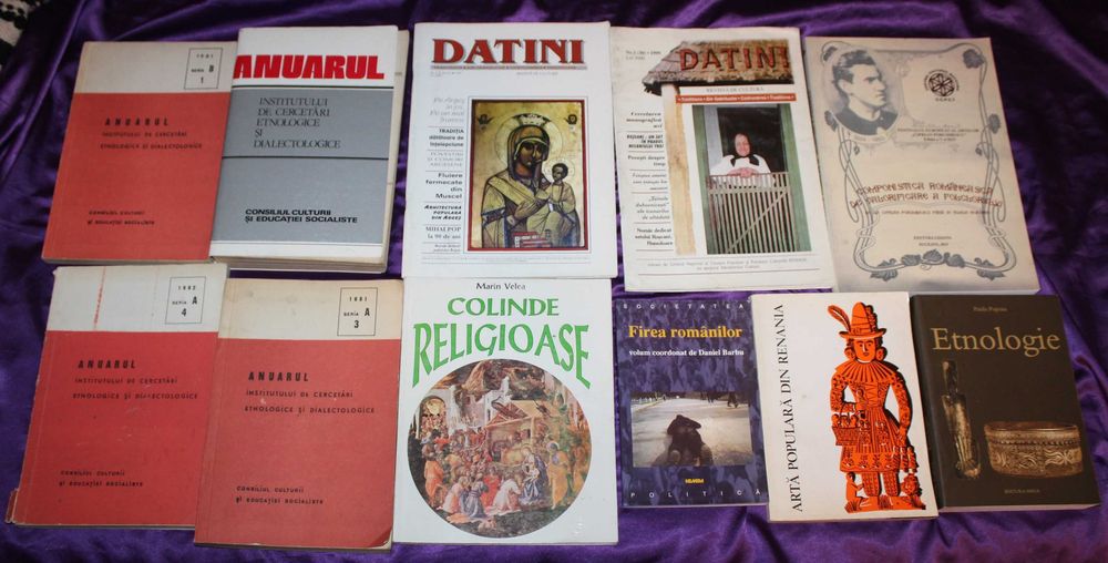 lot 39 carti si reviste folclor etnografie  Ion H Ciubotaru Marea trecere  Etnologie juridica Sal Segall Din folclorul poporului evreu