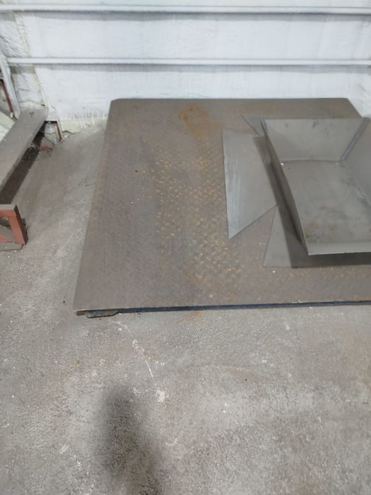 Весы,платформа 1,5/1,5.