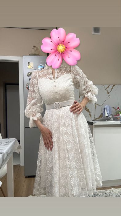 Продам вечернее белое поатье