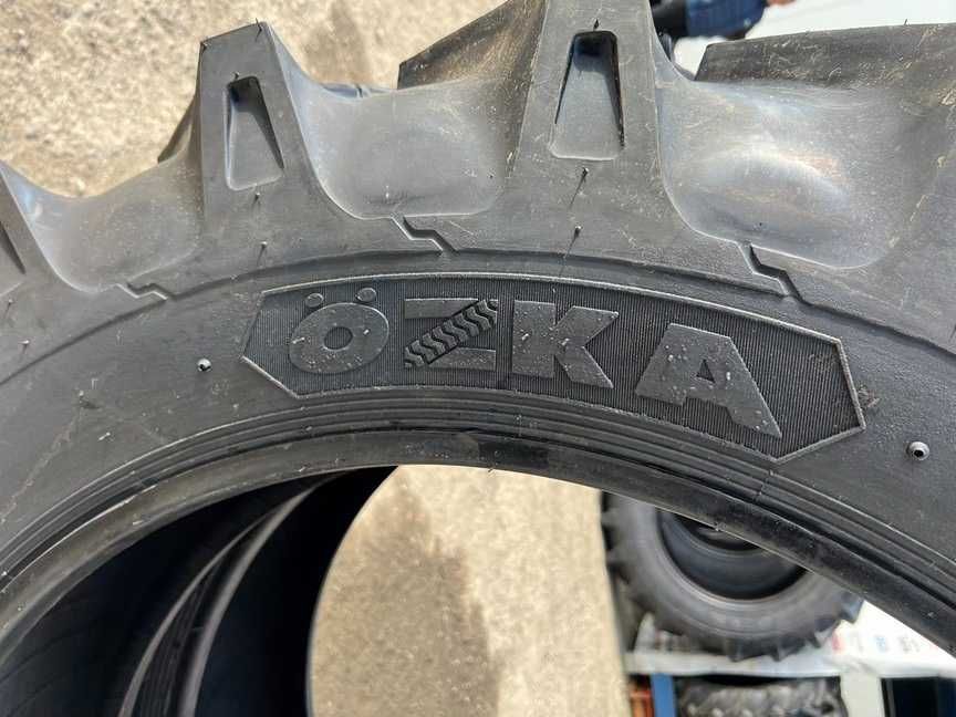 Marca OZKA 12.4-32 cu 8 pliuri cauciucuri noi pentru tractor