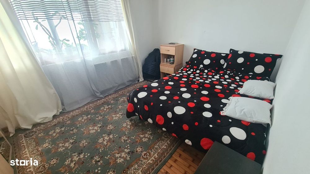 Apartament cu 2 camere de vânzare în Curtea de Argeș.