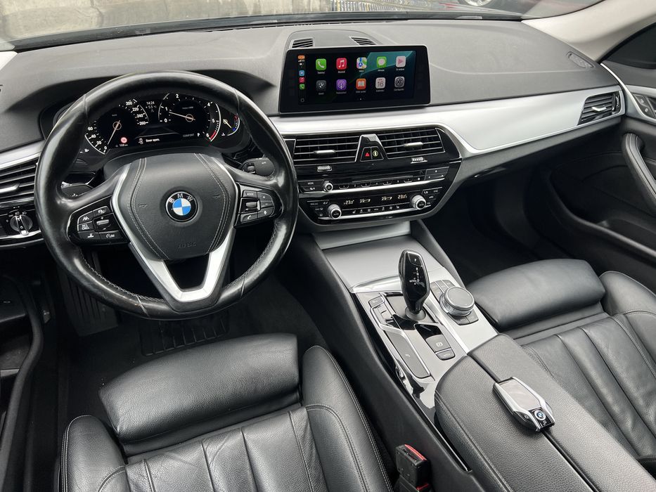 BMW G30//520D/Faruri LED/Distronic/Interior Comfort Seria7/KEY Display