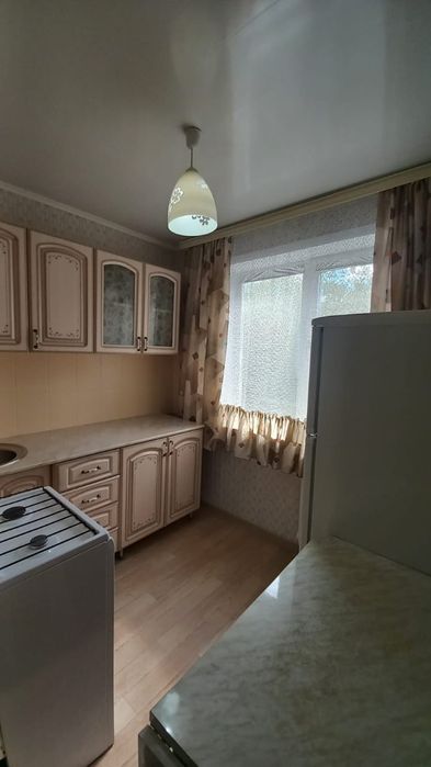 Продам 2 комнату