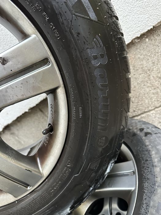 Джанти с Гуми 235/65/17 за Мерцедес МЛ