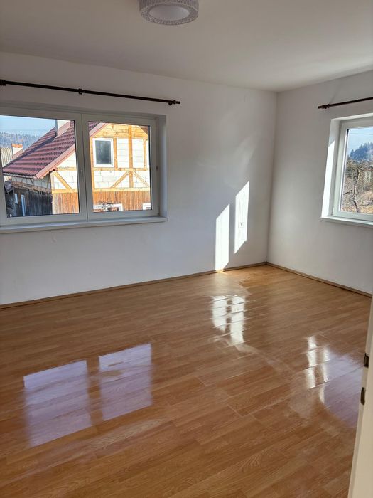 Se vinde casă Izvorul Mureș