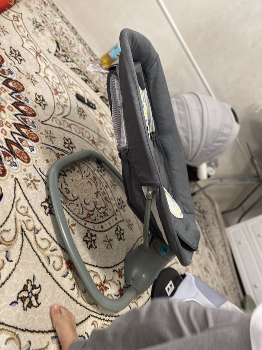 Продаю Шезлонг детский