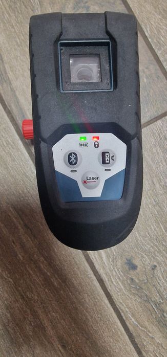 лазерен нивелир BOSCH GCL 2-50 C