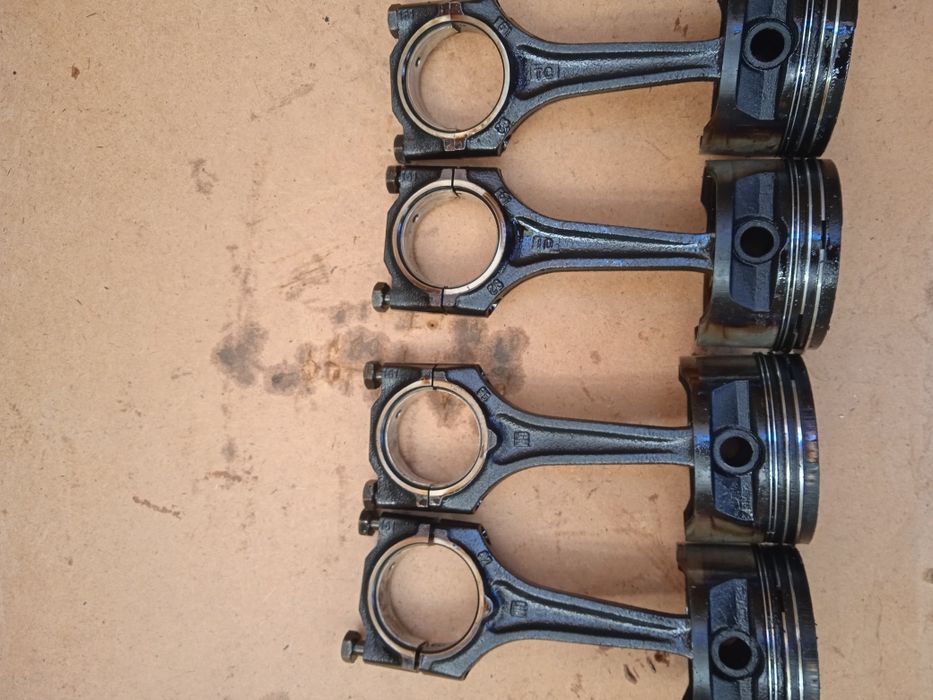 Запчасти двигателя на Опель