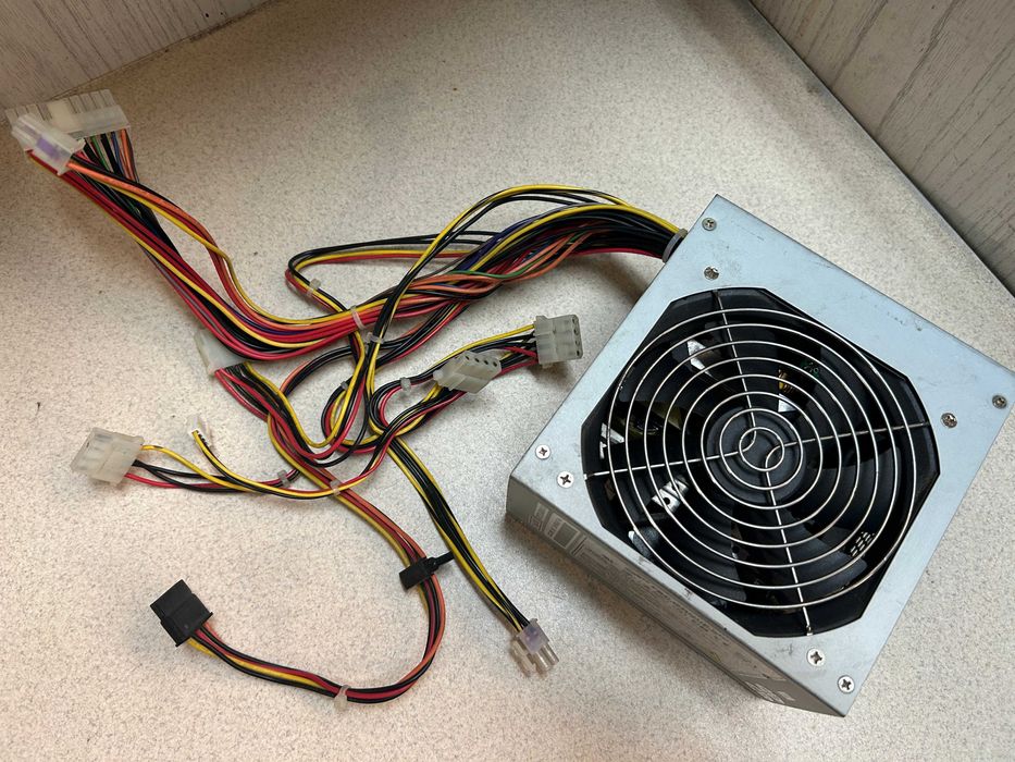 Захранване за компютър FSP Fortron 350W