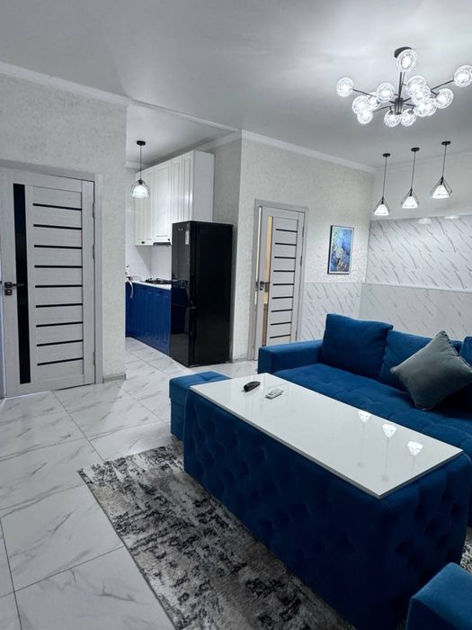 Новостройка  2х ком на 0,5 этаже в районе вокзала шоколадка