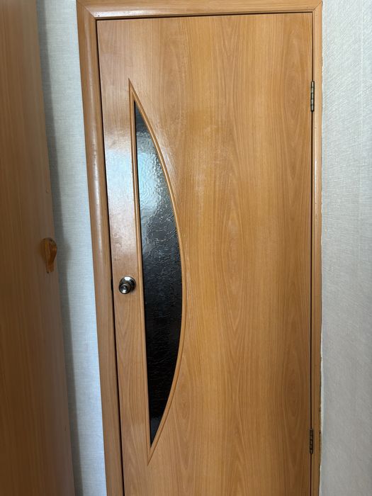 Продам межкомнатные двери