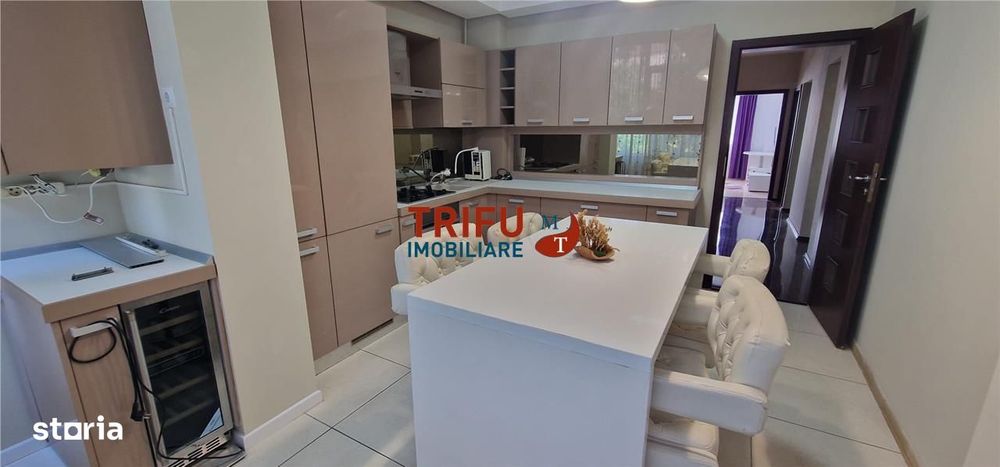 Apartament 4 camere zona Cetate
