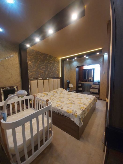 Ц-13. Лабзак абай. 5/4/5   Обш: 122 кВ:м